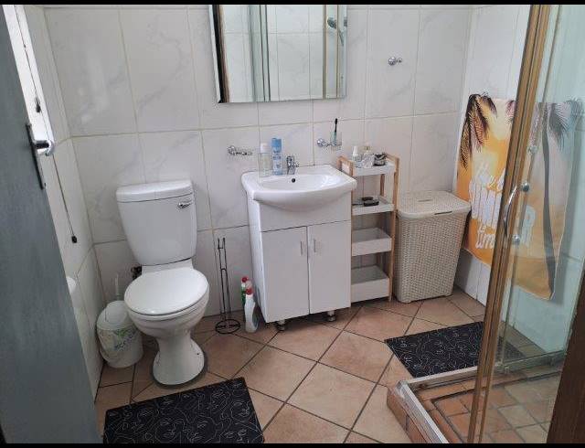 3 BEDROOM HOUSE FOR SALE IN KENSINGTON